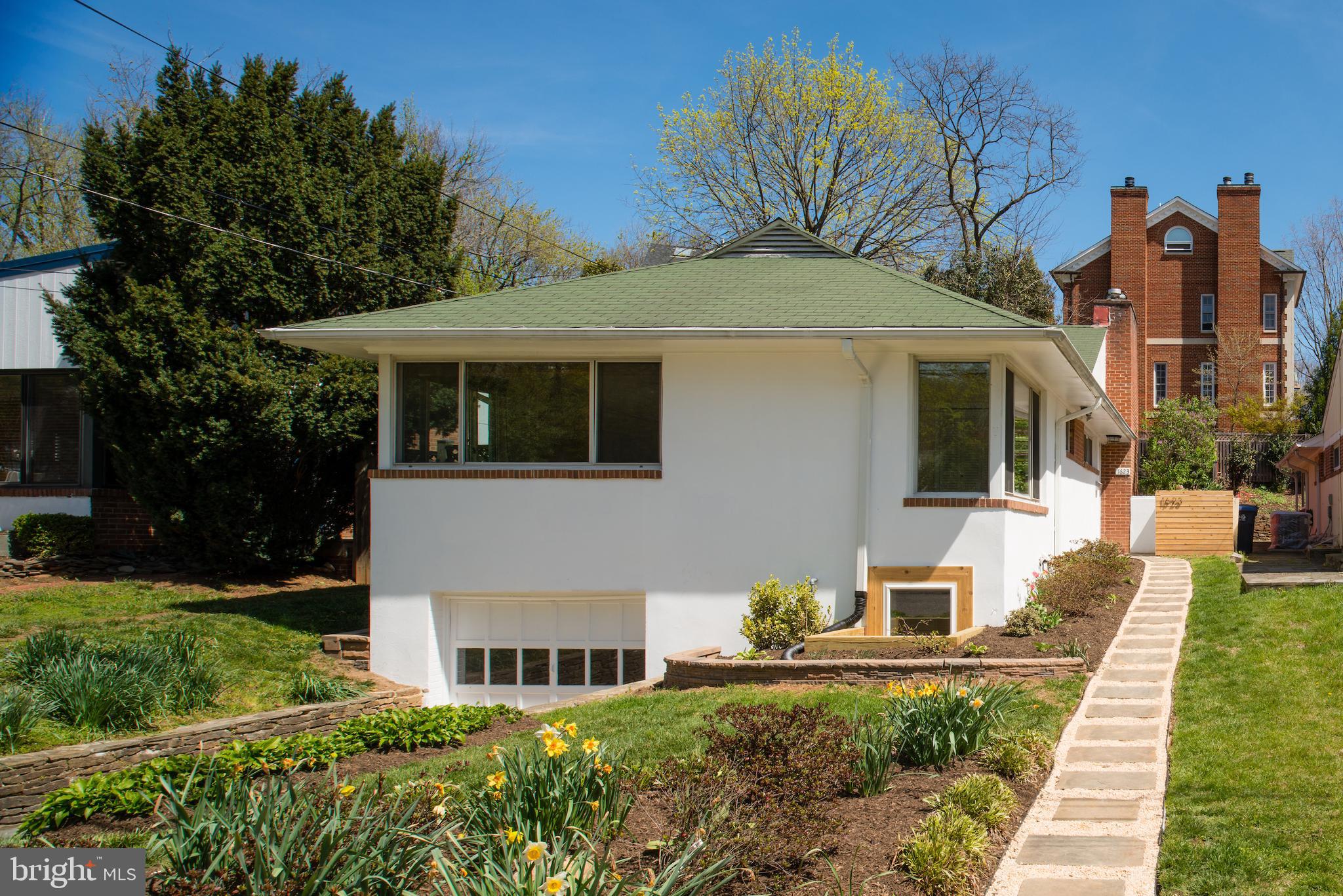 1623 45th Street Northwest Washington, DC 20007 - Photo 2 of 24