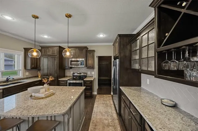 $580,000 | 1208 Becket Court, Raymore, MO 64083