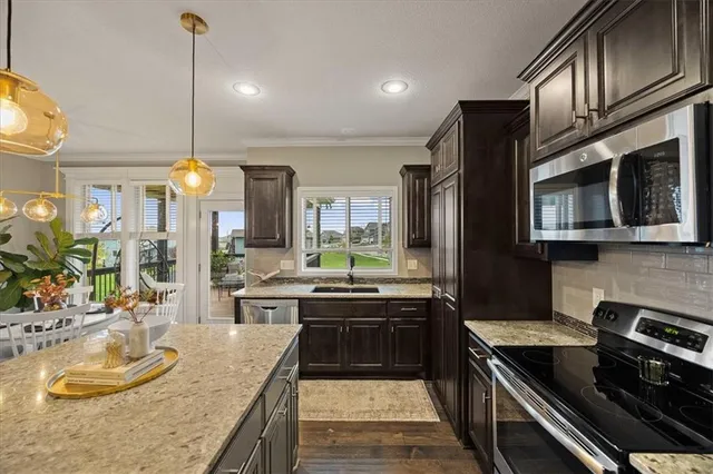 $580,000 | 1208 Becket Court, Raymore, MO 64083