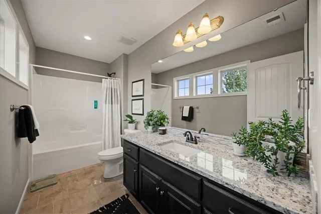 $580,000 | 1208 Becket Court, Raymore, MO 64083