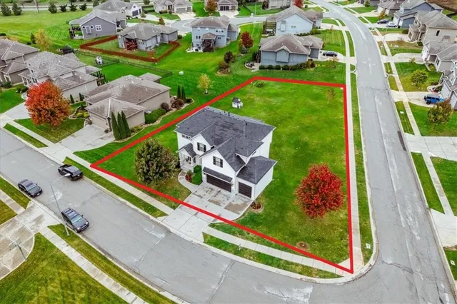 $580,000 | 1208 Becket Court, Raymore, MO 64083