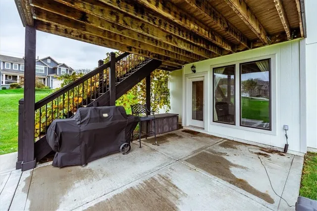 $580,000 | 1208 Becket Court, Raymore, MO 64083