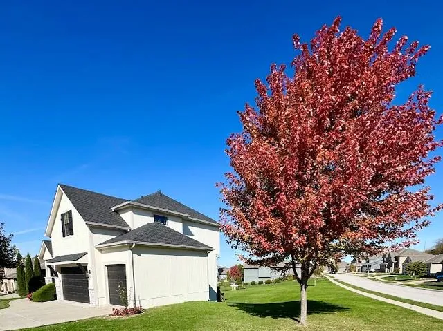 $580,000 | 1208 Becket Court, Raymore, MO 64083