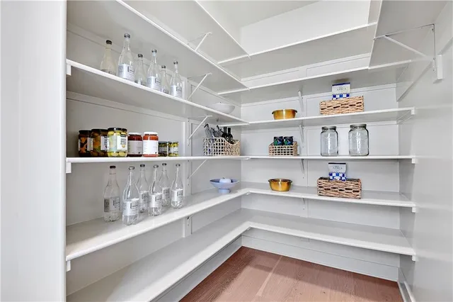 $753,700 | 25134 West 98th Place, Lenexa, KS 66227