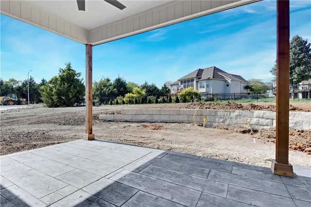 $753,700 | 25134 West 98th Place, Lenexa, KS 66227