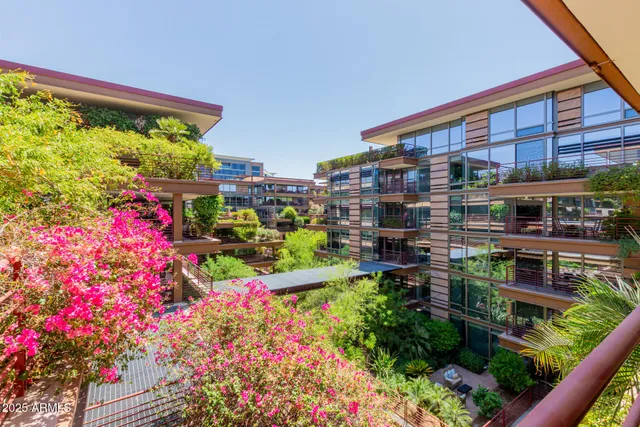 a view of building with outdoor space