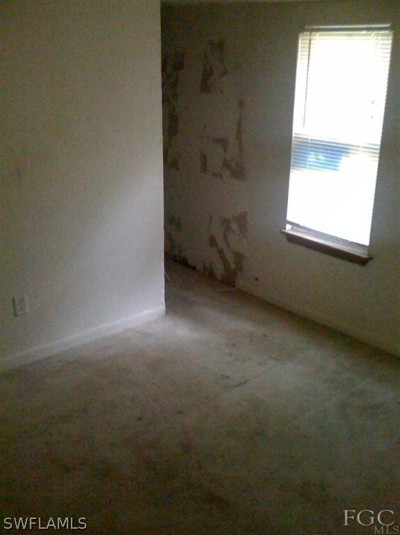 2160 Cook Lane Alva, FL 33920 - Photo 5 of 10 Gallery Image 5