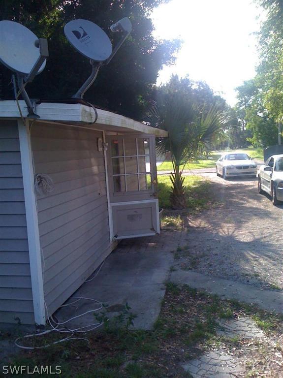 2160 Cook Lane Alva, FL 33920 - Photo 10 of 10 Gallery Image 10