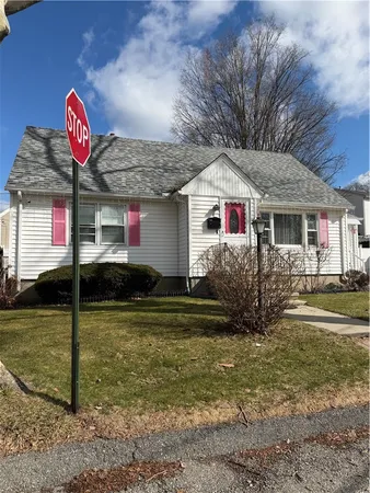 $429,900 | 4 Dunbar Street, Providence, RI 02909