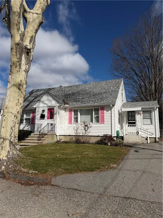 $429,900 | 4 Dunbar Street, Providence, RI 02909