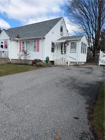 $429,900 | 4 Dunbar Street, Providence, RI 02909