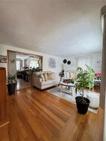 $429,900 | 4 Dunbar Street, Providence, RI 02909