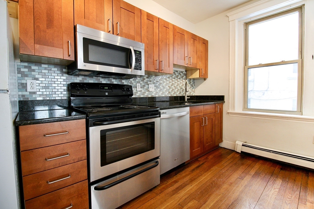 32 Ransom Road, Unit 4 Boston, MA 02135 - Photo 5 of 21