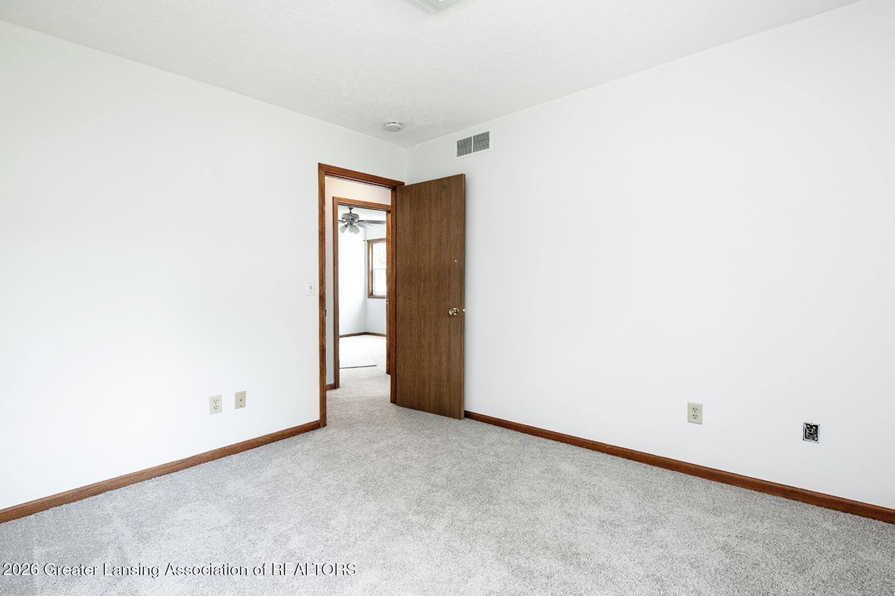 2620 Grovenburg Road Lansing, MI 48911 - Photo 25 of 39 25