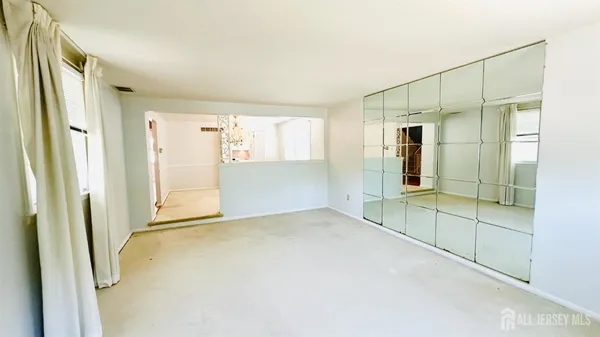 $3,000 | 237 5th Avenue, Cherry Hill, NJ 08002