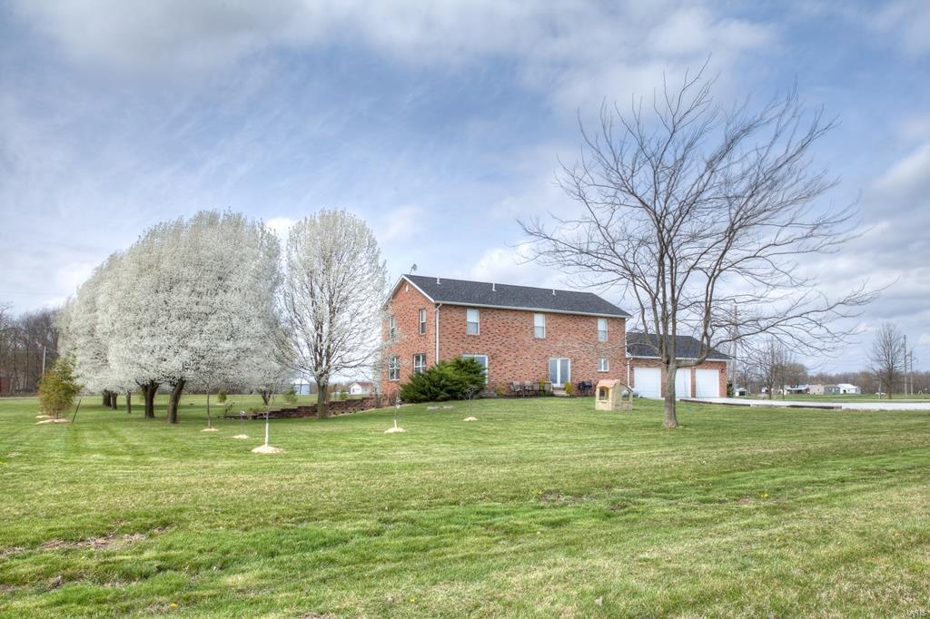 9730 Aviston Road Germantown, IL 62245 - Photo 45 of 47