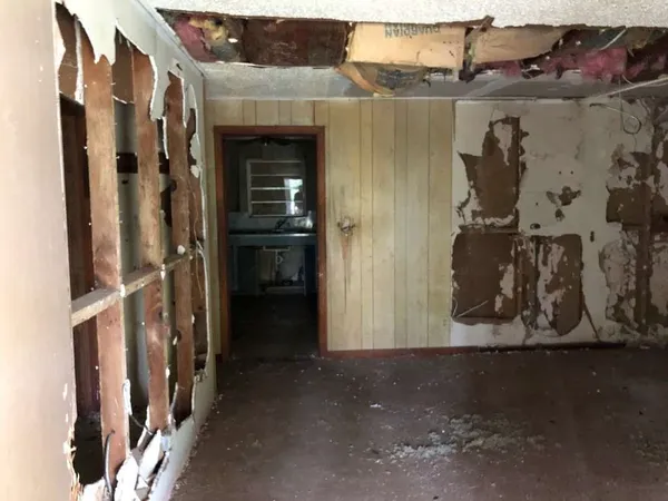 $57,699 | 111 North Mcmillan Avenue, Winters, TX 79567