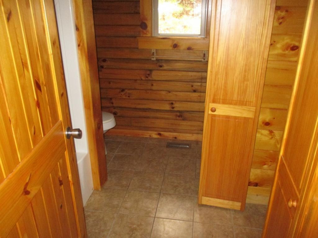 210 Short Coal Chute Road Elizabethton, TN 37643 - Photo 4 of 9 Photo 4