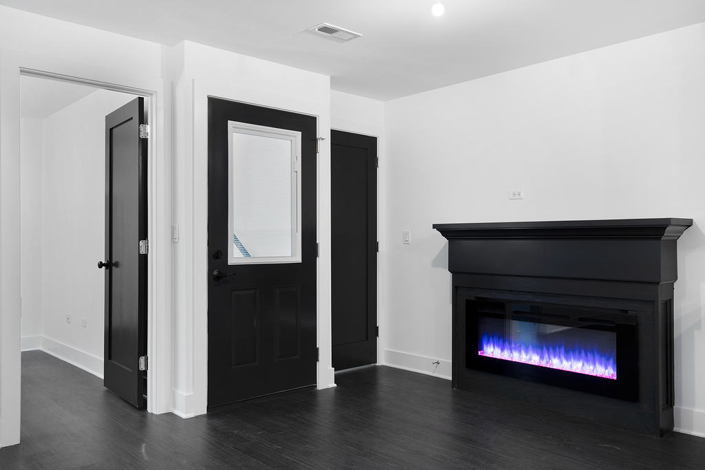 1833 South Throop Street, Unit G Chicago, IL 60608 - Photo 12 of 14