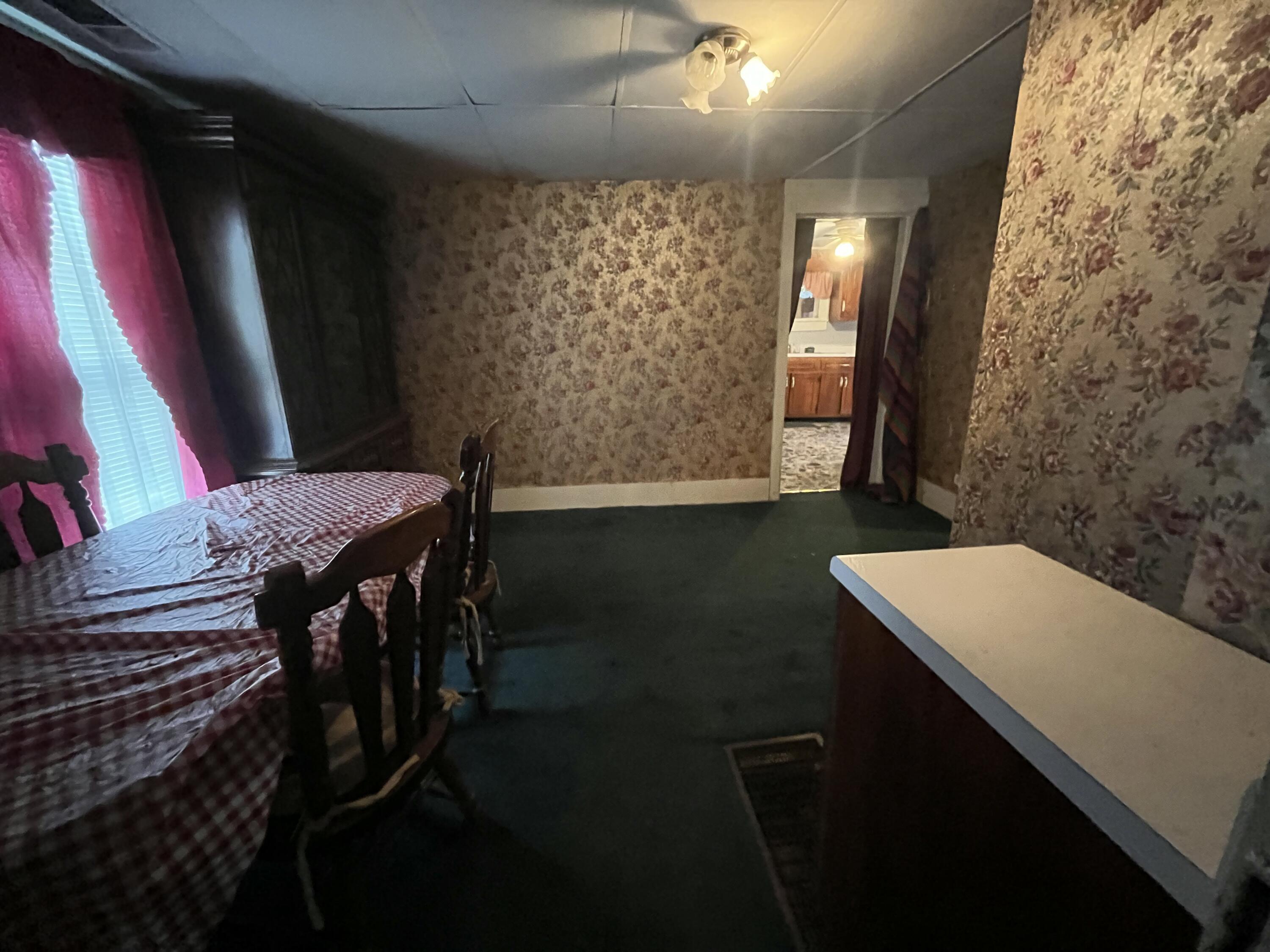 1720 Exeter Avenue Middlesboro, KY 40965 - Photo 45 of 46 IMG_0055