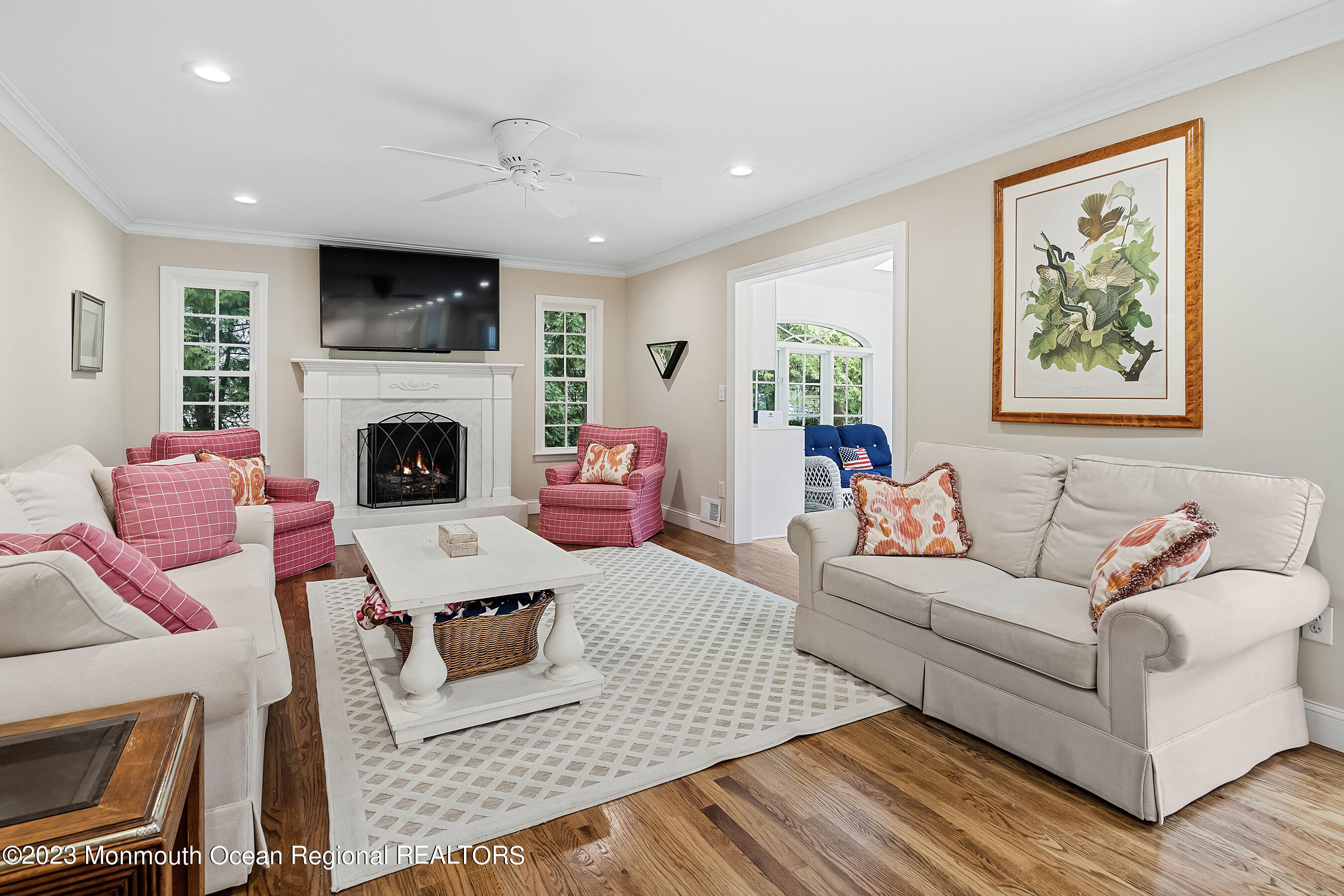644 Valley Road Brielle, NJ 08730 - Photo 21 of 66 36-Int19 Living