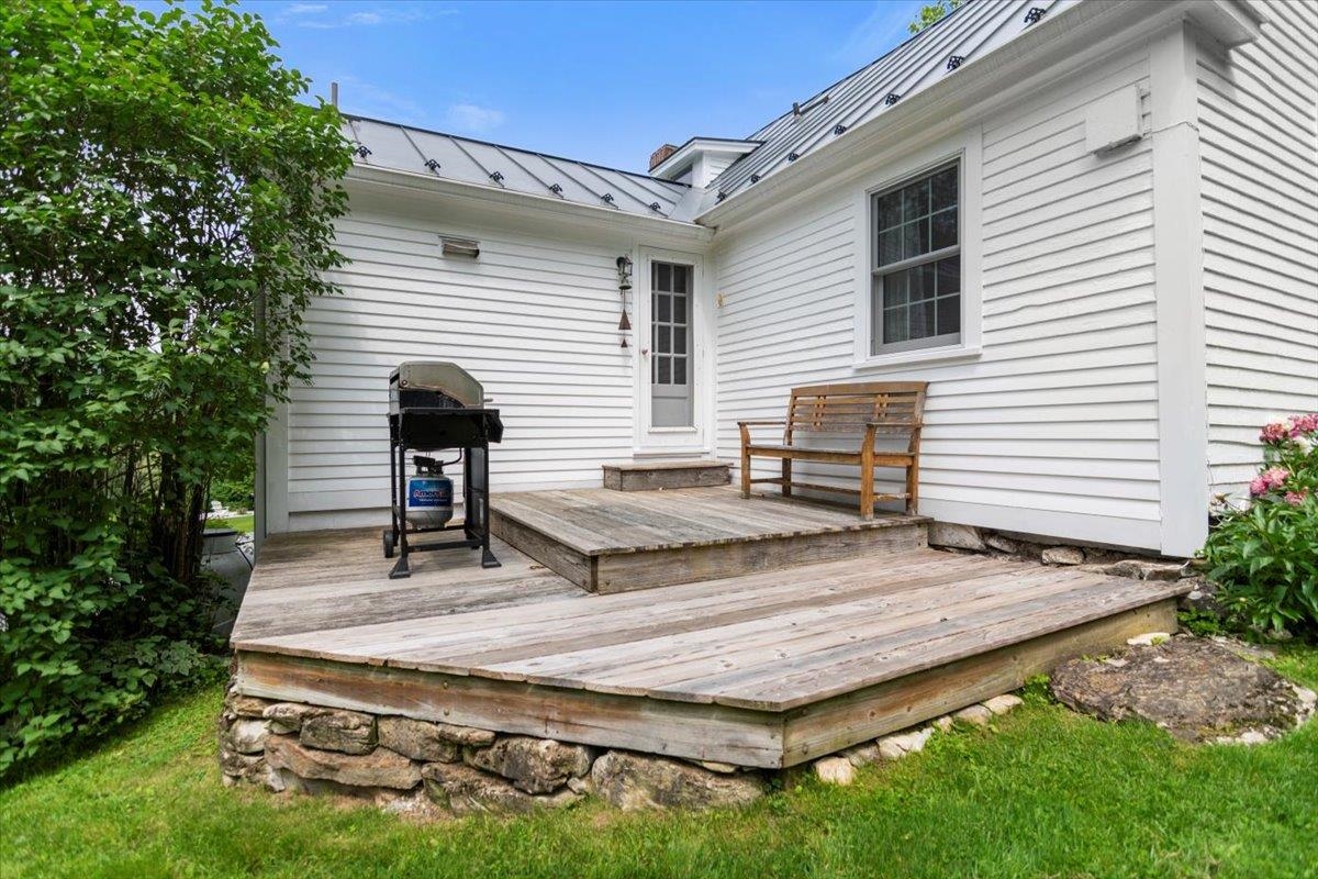636 Dexter Road Shaftsbury, VT 05262 - Photo 20 of 59