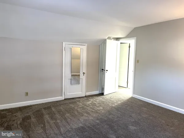 $3,250 | 11 Plainsboro Road, Cranbury, NJ 08512