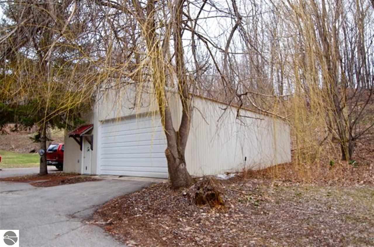10483 Craig Road Traverse City, MI 49686 - Photo 50 of 53 1786896-49.JPG