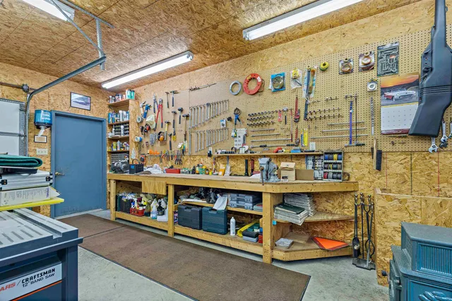 $995,000 | 17278 Laube Road, Davis, IL 61019