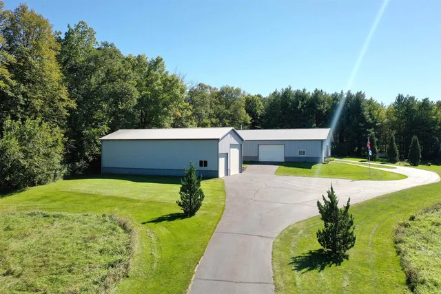 $995,000 | 17278 Laube Road, Davis, IL 61019