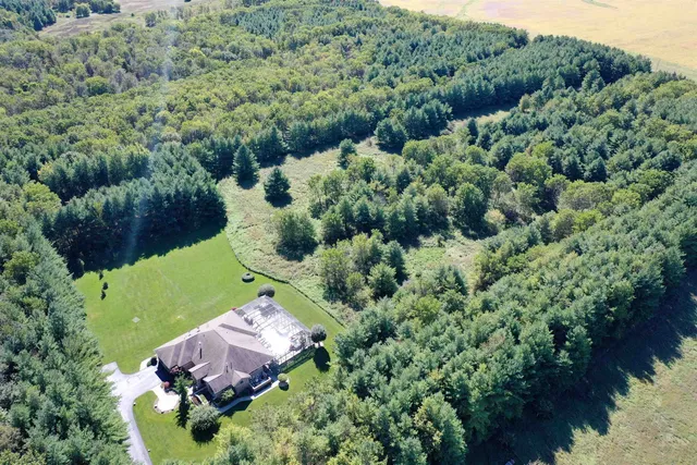 $995,000 | 17278 Laube Road, Davis, IL 61019