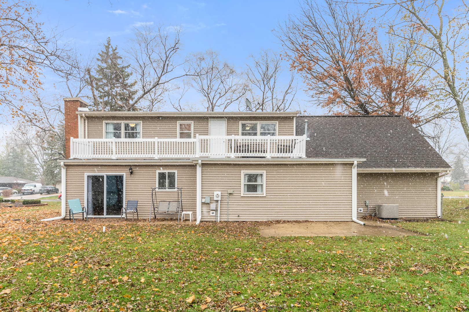 307 North Raven Road Shorewood, IL 60404 - Photo 3 of 22 front view of house with a yard