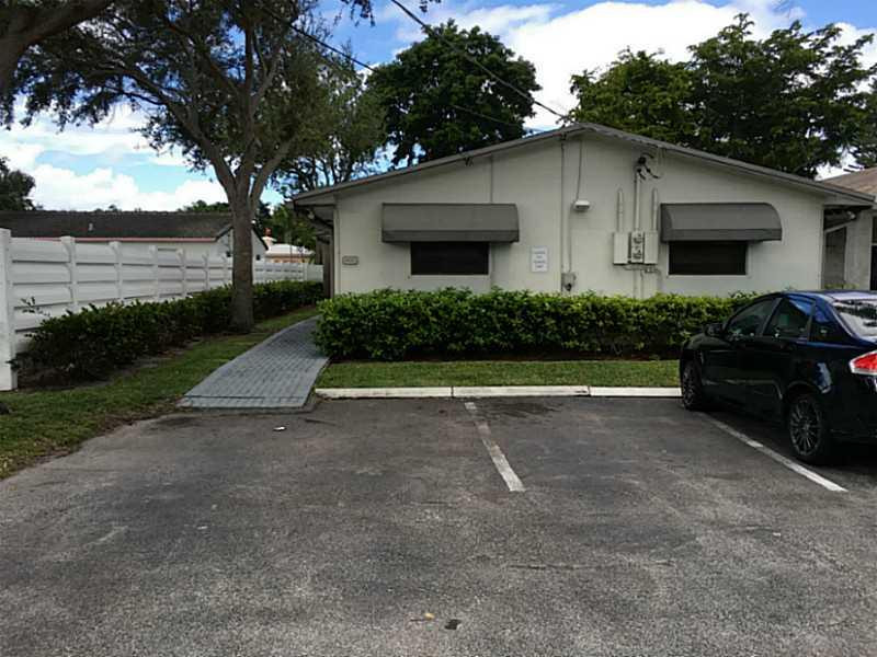 209 Southwest 7th Street, Unit S Dania Beach, FL 33004 - Photo 13 of 13 Exterior Front