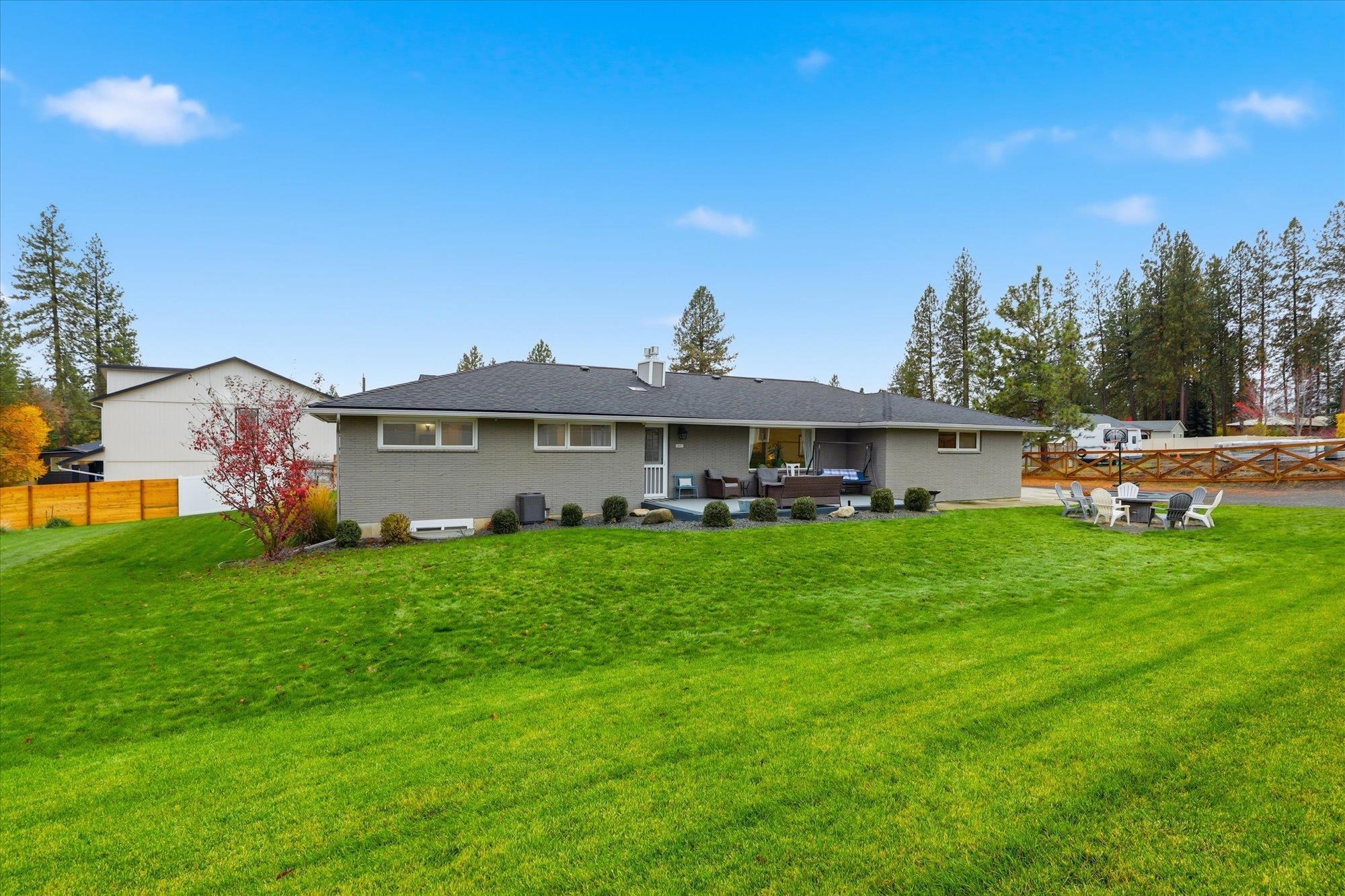 1007 East Farwell Road Spokane, WA 99208 - Photo 2 of 50