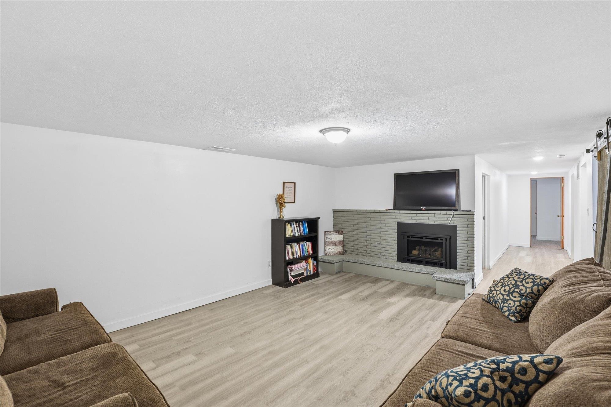 1007 East Farwell Road Spokane, WA 99208 - Photo 26 of 50