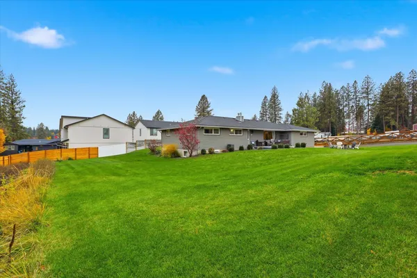 $640,000 | 1007 East Farwell Road, Spokane, WA 99208