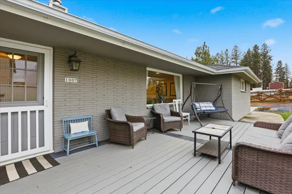 $640,000 | 1007 East Farwell Road, Spokane, WA 99208