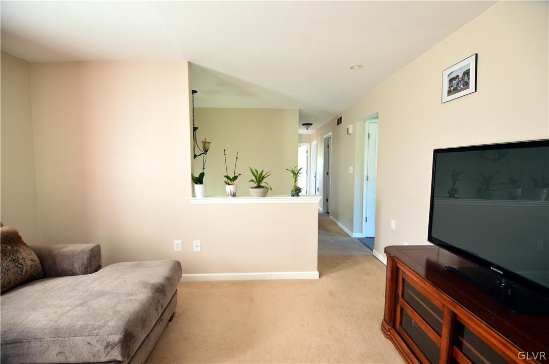 8757 South Loop Road Slatington, PA 18080 - Photo 15 of 50 Gallery Image 15