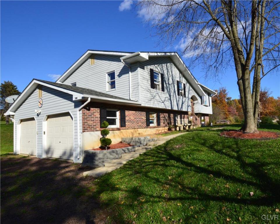 8757 South Loop Road Slatington, PA 18080 - Photo 3 of 50 Gallery Image 3