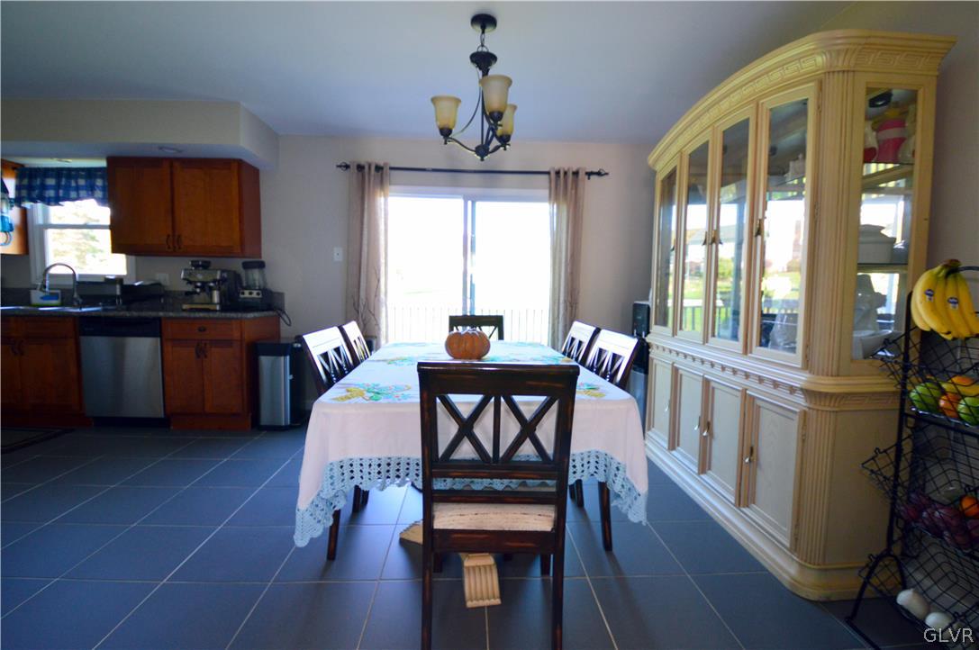 8757 South Loop Road Slatington, PA 18080 - Photo 10 of 50 Gallery Image 10