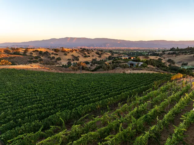 $7,500,000 | 3001 Long Valley Road, Santa Ynez, CA 93460