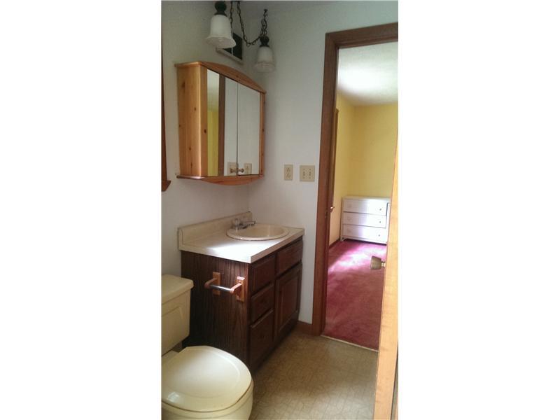 83 A Engle Road Industry, PA 15052 - Photo 12 of 13 Full Bath.