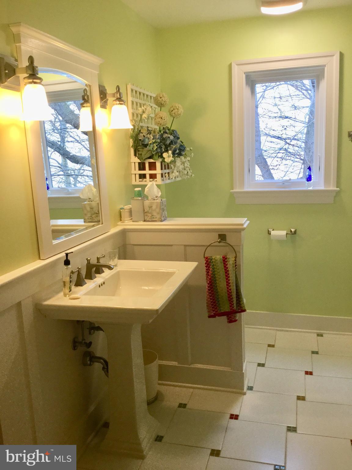 322 Queen Anne Road Stevensville, MD 21666 - Photo 21 of 25 Interior (General)