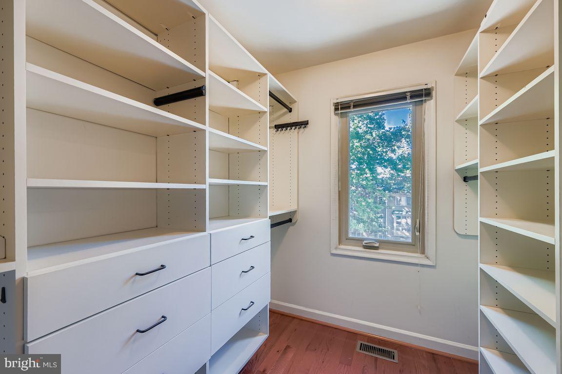21 Stridesham Court Baltimore, MD 21209 - Photo 13 of 22 a view of an empty room with a window
