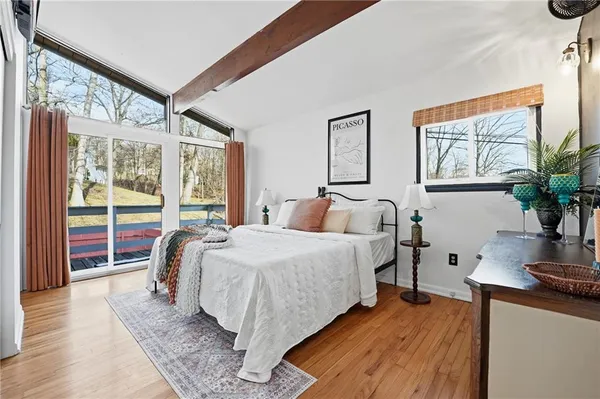 $259,900 | 2878 Old Plank Road, New Castle, PA 16105