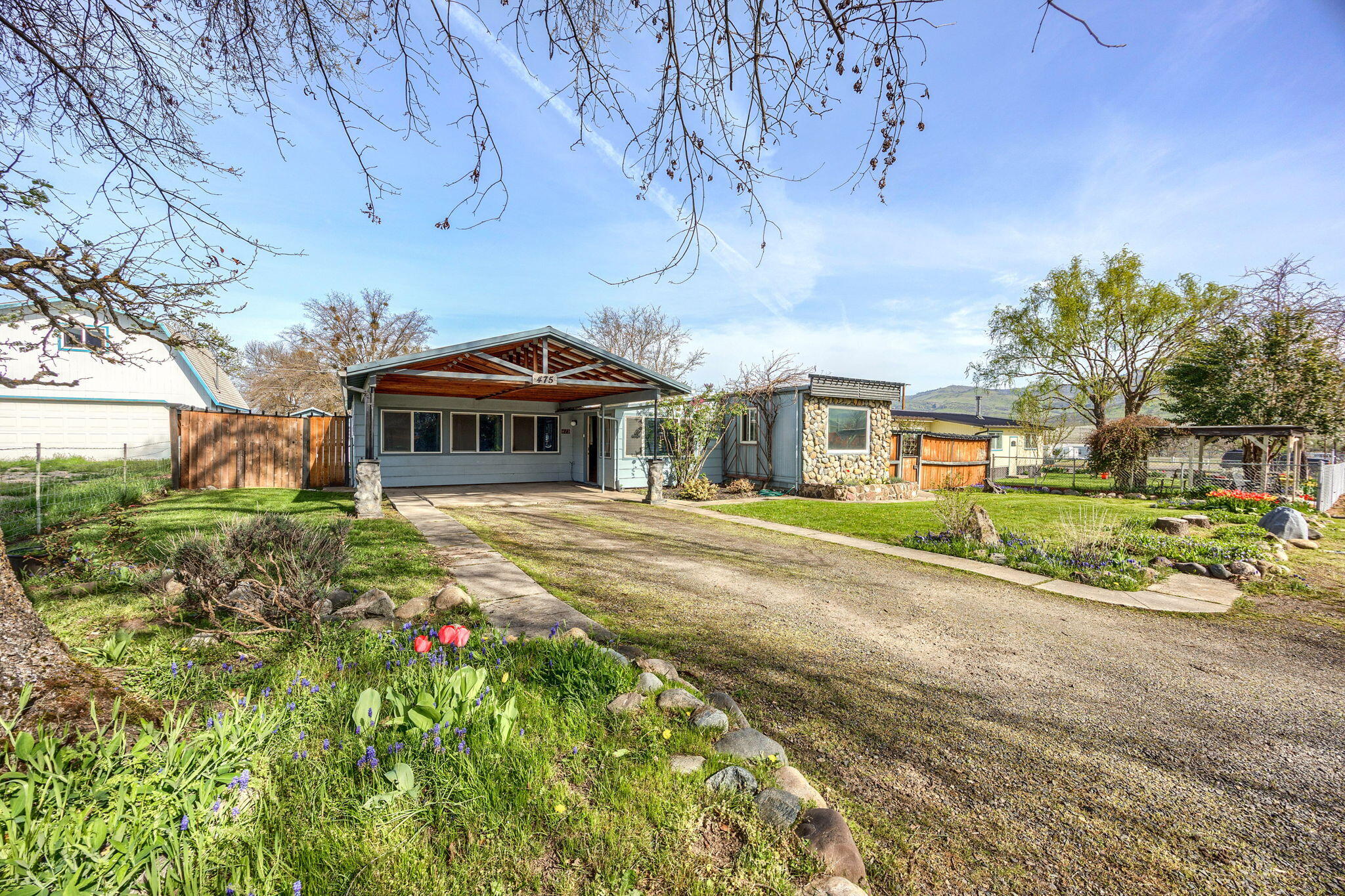 475 David Way Talent, OR 97540 - Photo 1 of 44 ApxDW (1)
