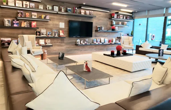 $4,700 | 1080 Brickell Avenue, Unit 2105, Miami, FL 33131