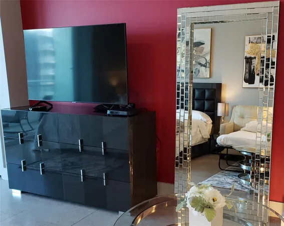 $4,700 | 1080 Brickell Avenue, Unit 2105, Miami, FL 33131