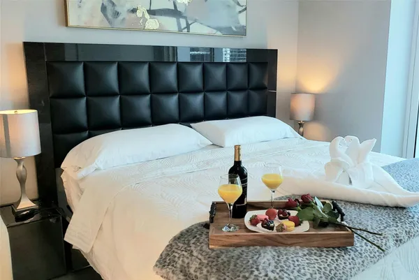 $4,700 | 1080 Brickell Avenue, Unit 2105, Miami, FL 33131