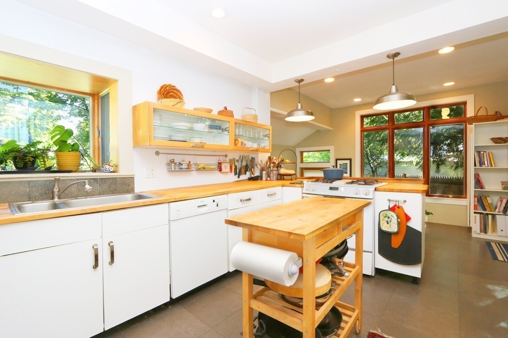 18 Camden Road Newton, MA 02466 - Photo 9 of 13 Gallery Image 9